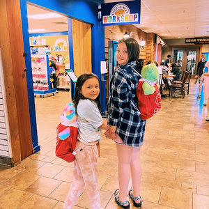 Meet your Posher, Amy